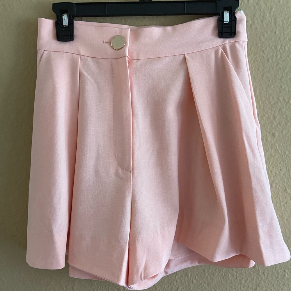 Keepsake The Label Pleated High Waist Tailored Shorts Pastel Pink Soft Blush 4 🩷